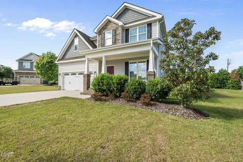 2133 Mills Crest Street Fuquay Varina NC 27526