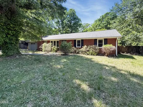 108 W Dogwood Drive Mebane NC 27302