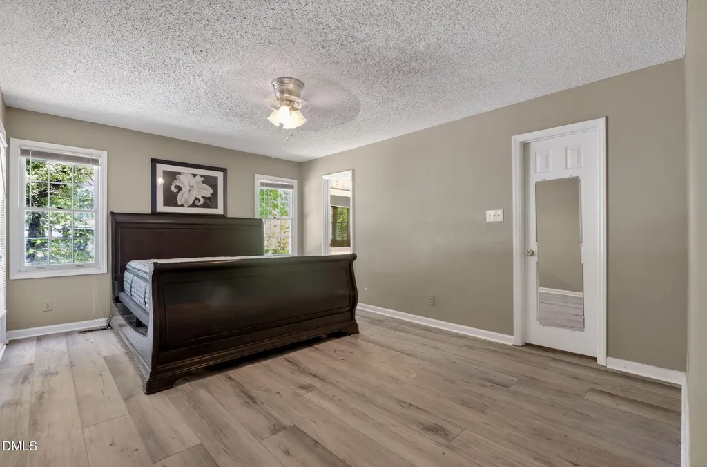 5501 Centipede Trail Raleigh NC 27610
