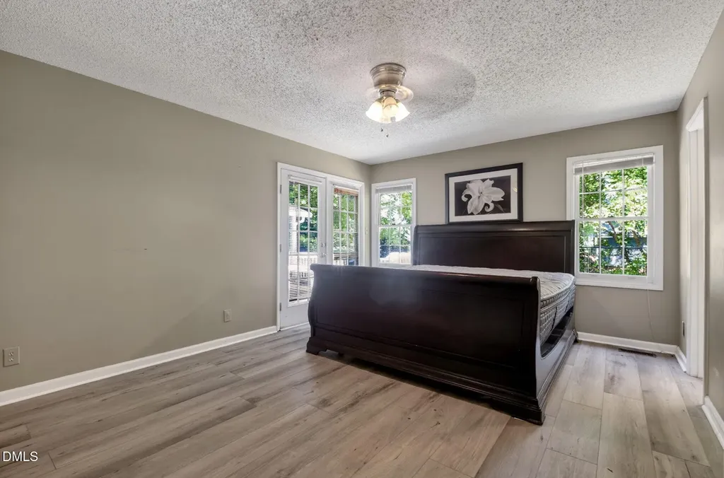 5501 Centipede Trail Raleigh NC 27610
