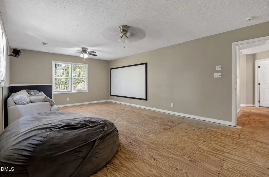 5501 Centipede Trail Raleigh NC 27610