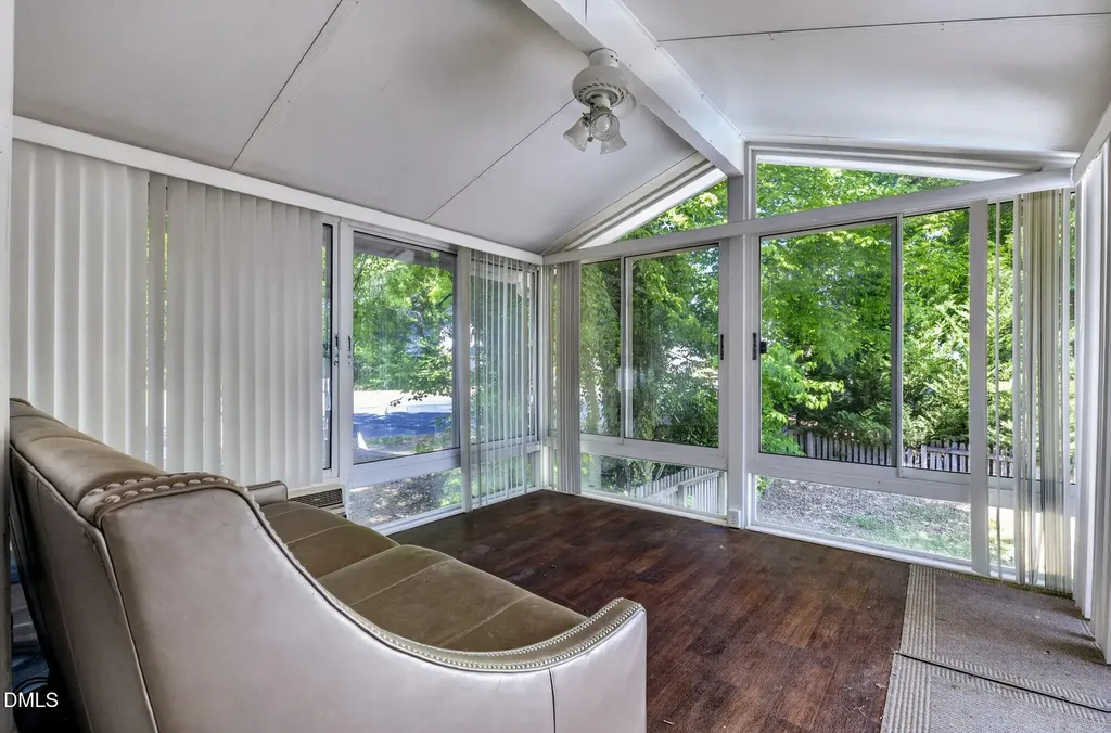 5501 Centipede Trail Raleigh NC 27610