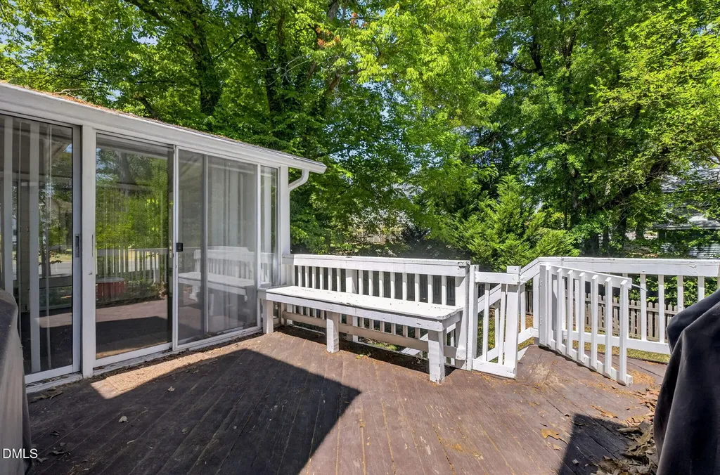 5501 Centipede Trail Raleigh NC 27610