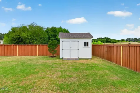 524 Dungannon Loop Clayton NC 27520