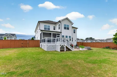 524 Dungannon Loop Clayton NC 27520