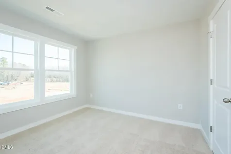 415 E Lee Avenue Yadkinville NC 27055