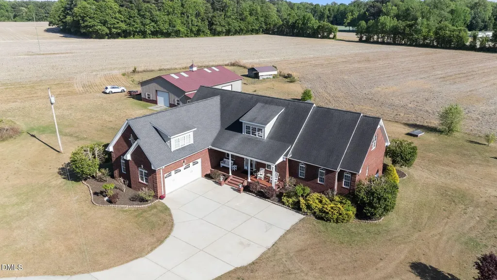 422 Hodge Road Kenly NC 27542