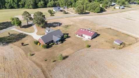422 Hodge Road Kenly NC 27542