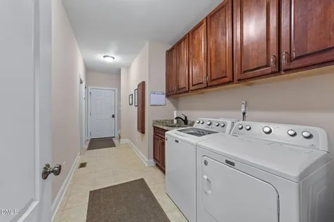 422 Hodge Road Kenly NC 27542