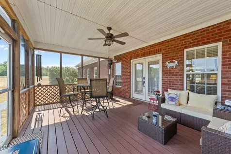 422 Hodge Road Kenly NC 27542