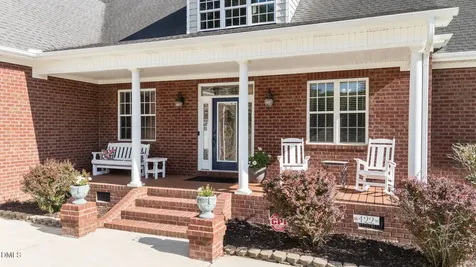 422 Hodge Road Kenly NC 27542