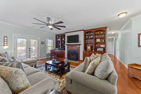 422 Hodge Road Kenly NC 27542