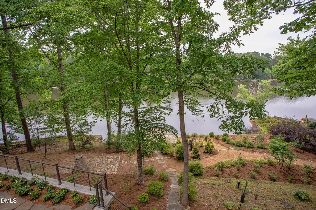 1917 S Lakeshore Drive Chapel Hill NC 27514