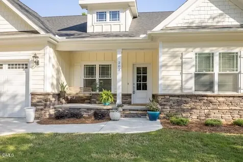 203 Fountain Drive Clinton NC 28328