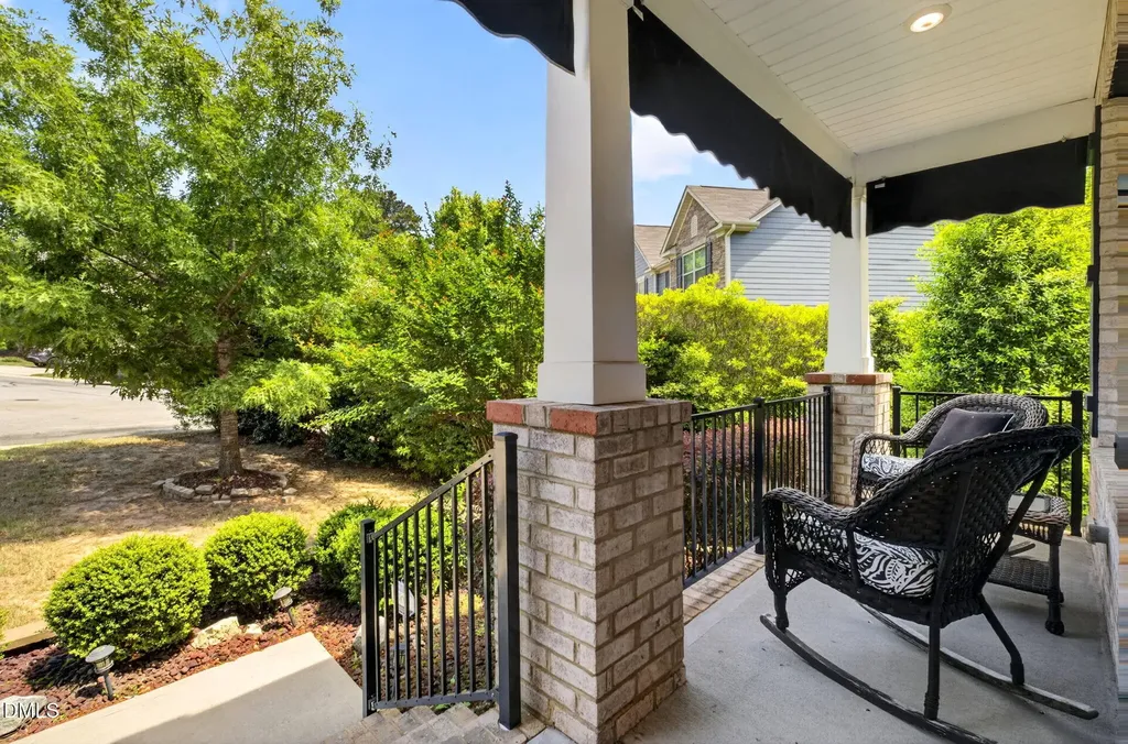 258 Chatsworth Lane Clayton NC 27527