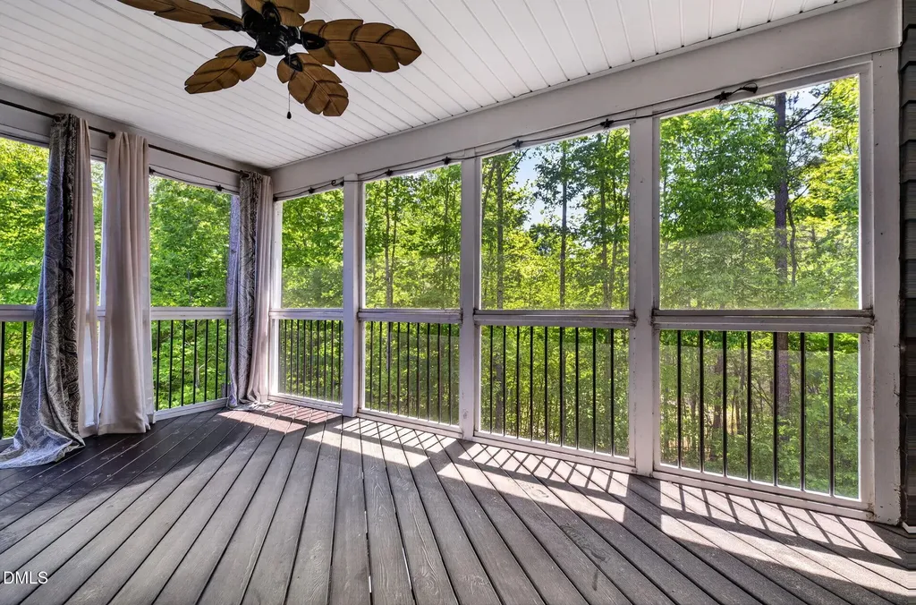 258 Chatsworth Lane Clayton NC 27527