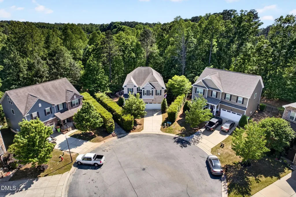 258 Chatsworth Lane Clayton NC 27527