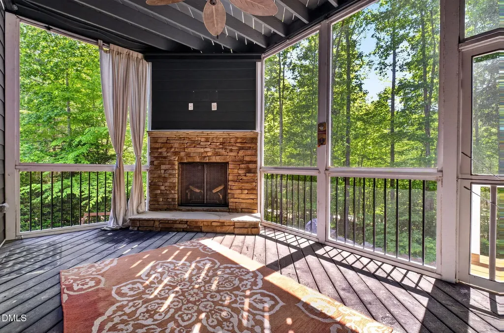 258 Chatsworth Lane Clayton NC 27527