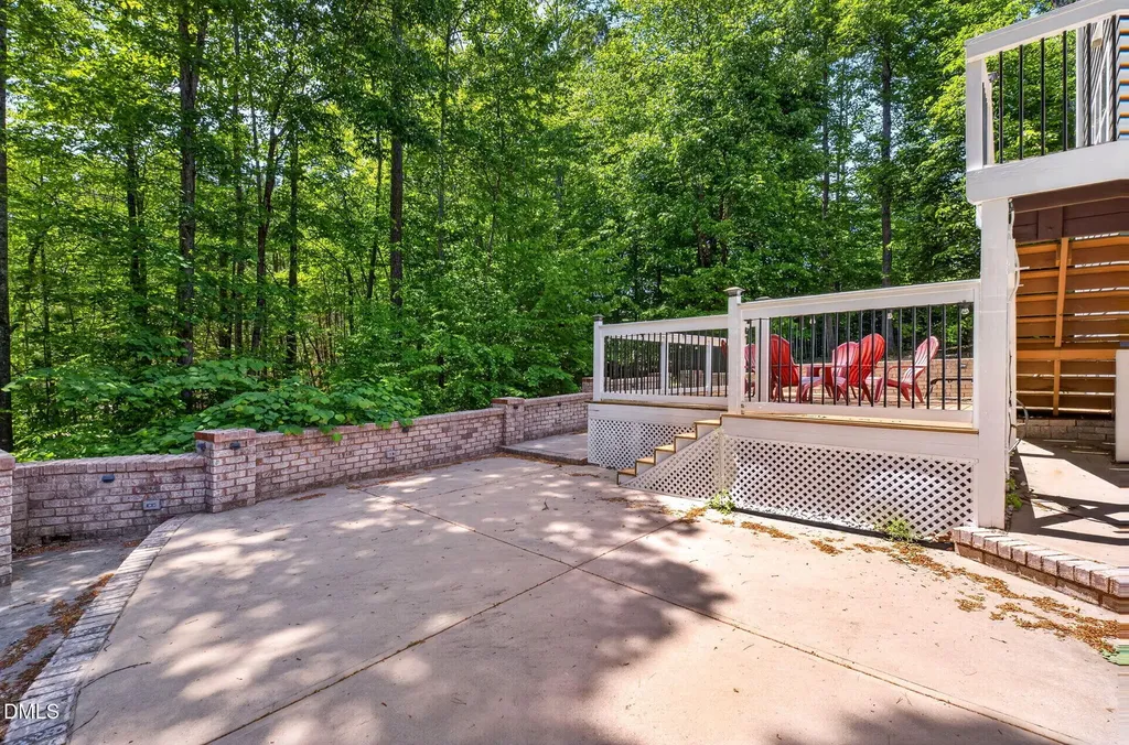 258 Chatsworth Lane Clayton NC 27527