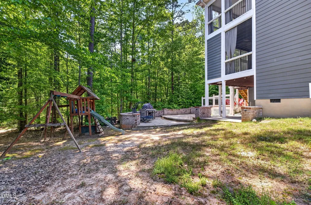 258 Chatsworth Lane Clayton NC 27527