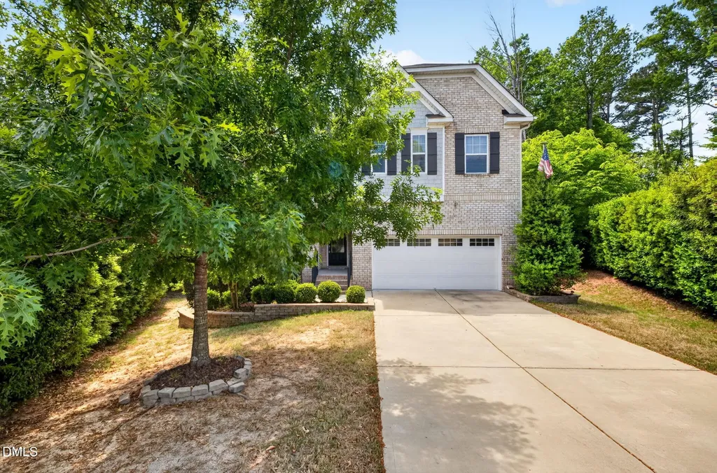 258 Chatsworth Lane Clayton NC 27527