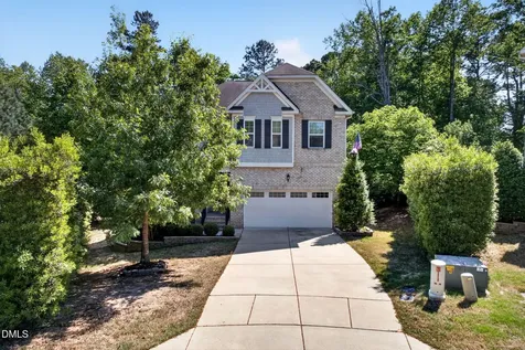 258 Chatsworth Lane Clayton NC 27527