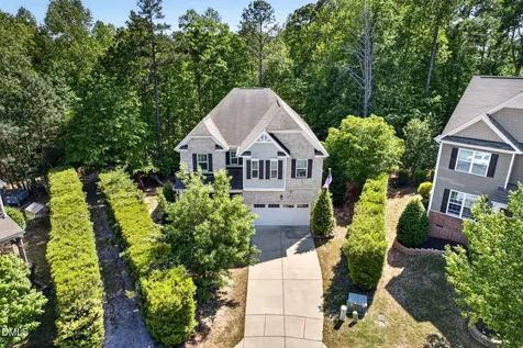 258 Chatsworth Lane Clayton NC 27527