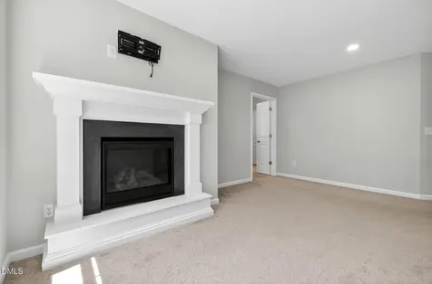 258 Chatsworth Lane Clayton NC 27527