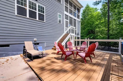 258 Chatsworth Lane Clayton NC 27527