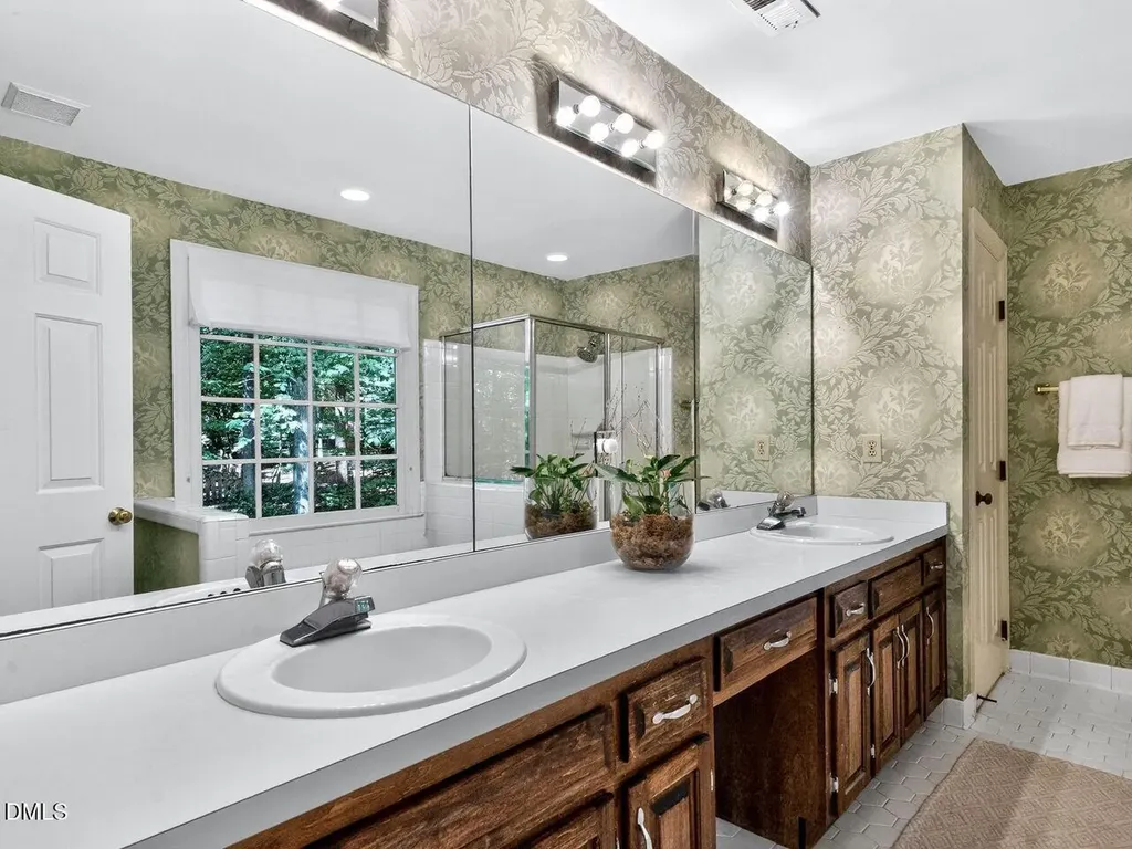 8308 Seagate Drive Raleigh NC 27615