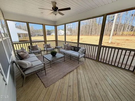 154 Merritt Lake Avenue Zebulon NC 27597