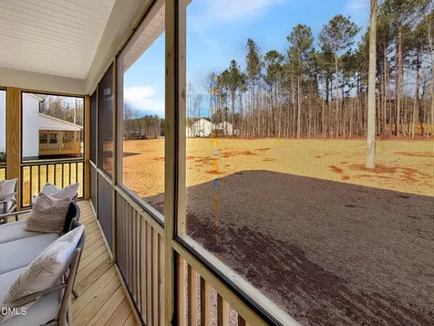 154 Merritt Lake Avenue Zebulon NC 27597