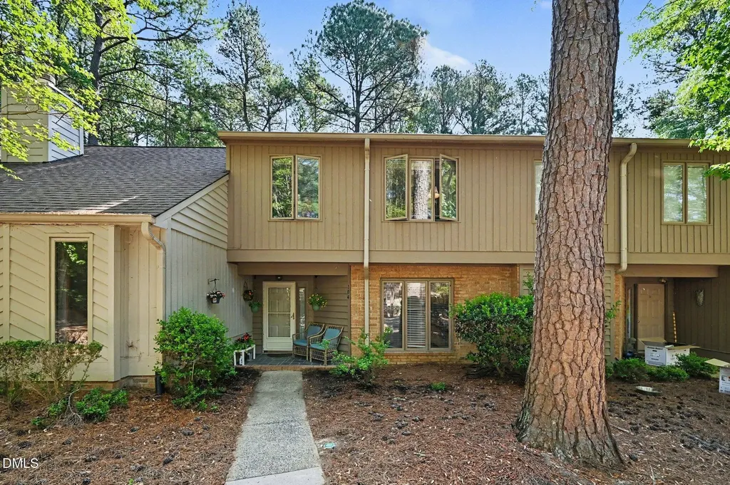 104 Old Stable Court Chapel Hill NC 27514