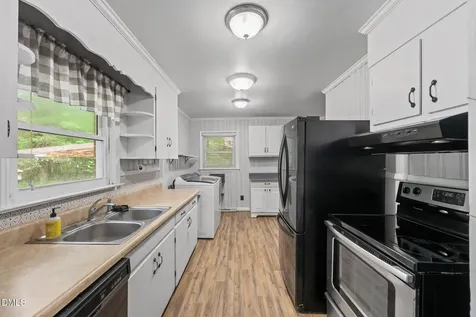 1867 Gerringer Road Elon NC 27244