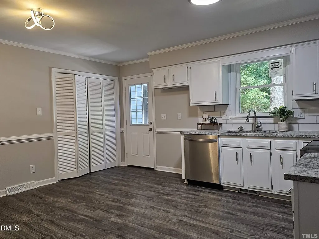 5906 Applewood Lane Raleigh NC 27609