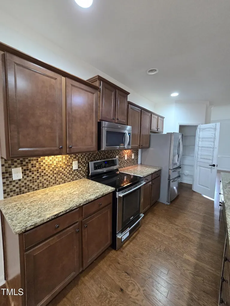 2511 Dalmahoy Lane Fuquay Varina NC 27526
