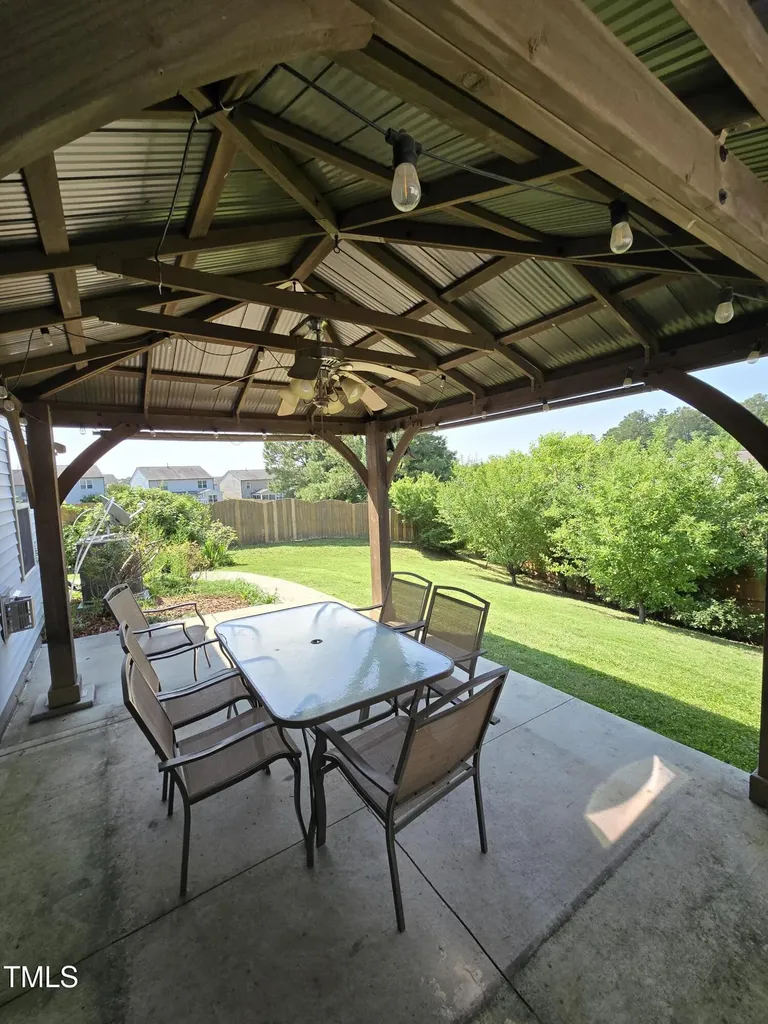 2511 Dalmahoy Lane Fuquay Varina NC 27526