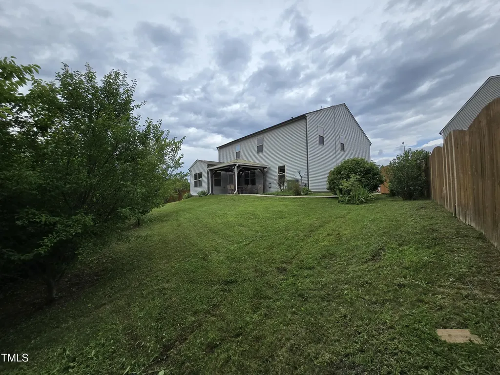 2511 Dalmahoy Lane Fuquay Varina NC 27526