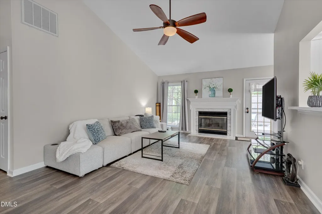 11804 Fairlie Place Raleigh NC 27613