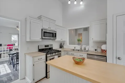 11804 Fairlie Place Raleigh NC 27613