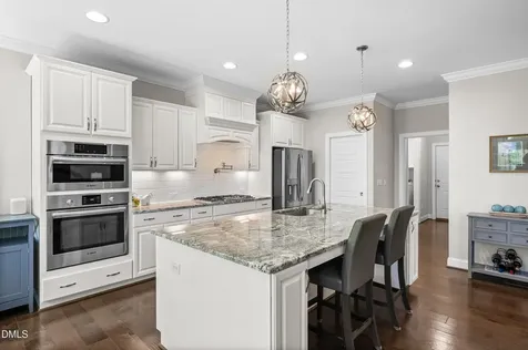 3432 S Pointe Drive Apex NC 27539
