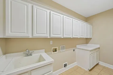 275 Hogans Valley Way Cary NC 27513