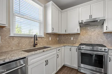 1316 Holly Blue Run Fuquay Varina NC 27526