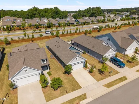 1316 Holly Blue Run Fuquay Varina NC 27526