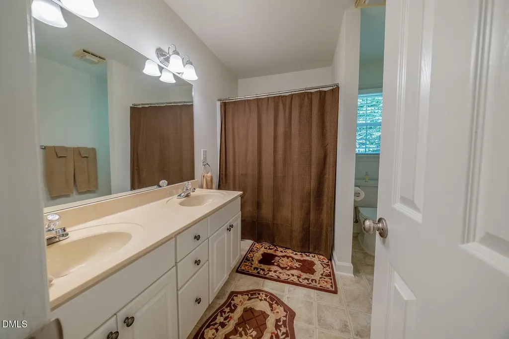 2009 Katesbridge Lane Raleigh NC 27614