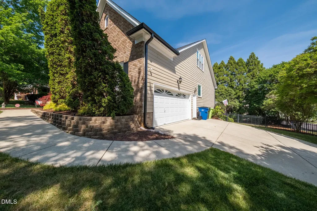 2009 Katesbridge Lane Raleigh NC 27614