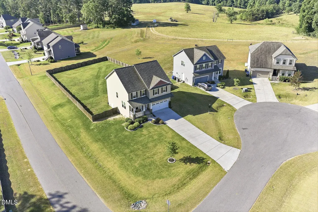 15 Windbrook Court Fuquay Varina NC 27526
