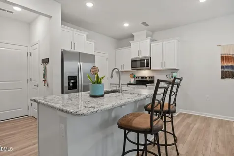 872 Mckenzie Park Terrace Wendell NC 27591