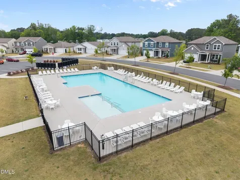 872 Mckenzie Park Terrace Wendell NC 27591