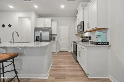 872 Mckenzie Park Terrace Wendell NC 27591